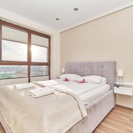 Apartment Wroclaw Krakowska With Balcony And Free Garage By Noclegi Renters Εξωτερικό φωτογραφία