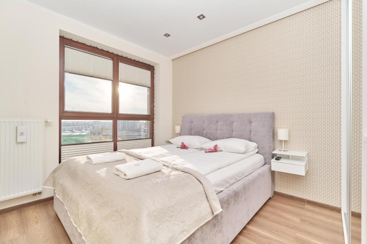 Apartment Wroclaw Krakowska With Balcony And Free Garage By Noclegi Renters Εξωτερικό φωτογραφία