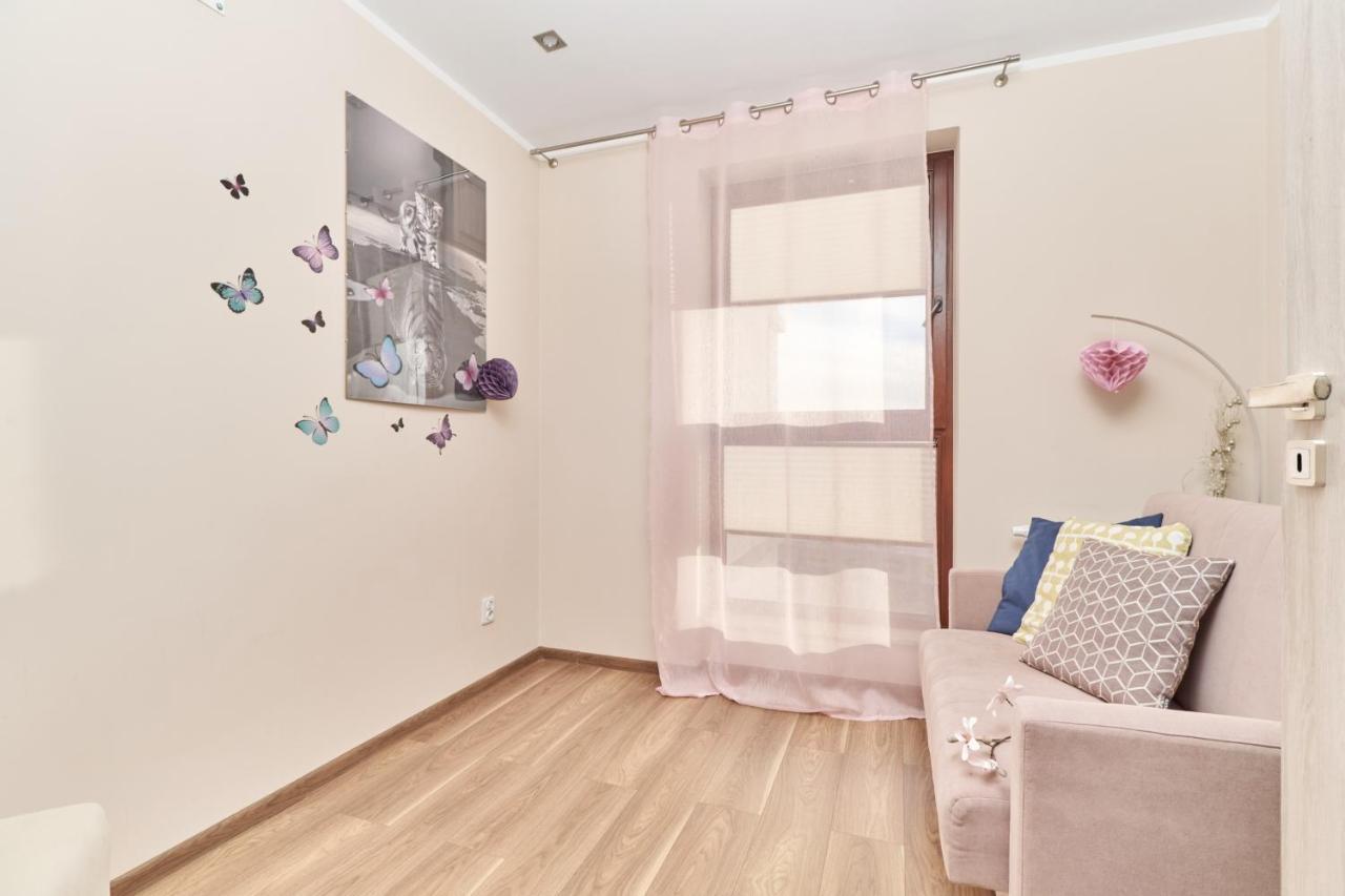 Apartment Wroclaw Krakowska With Balcony And Free Garage By Noclegi Renters Εξωτερικό φωτογραφία