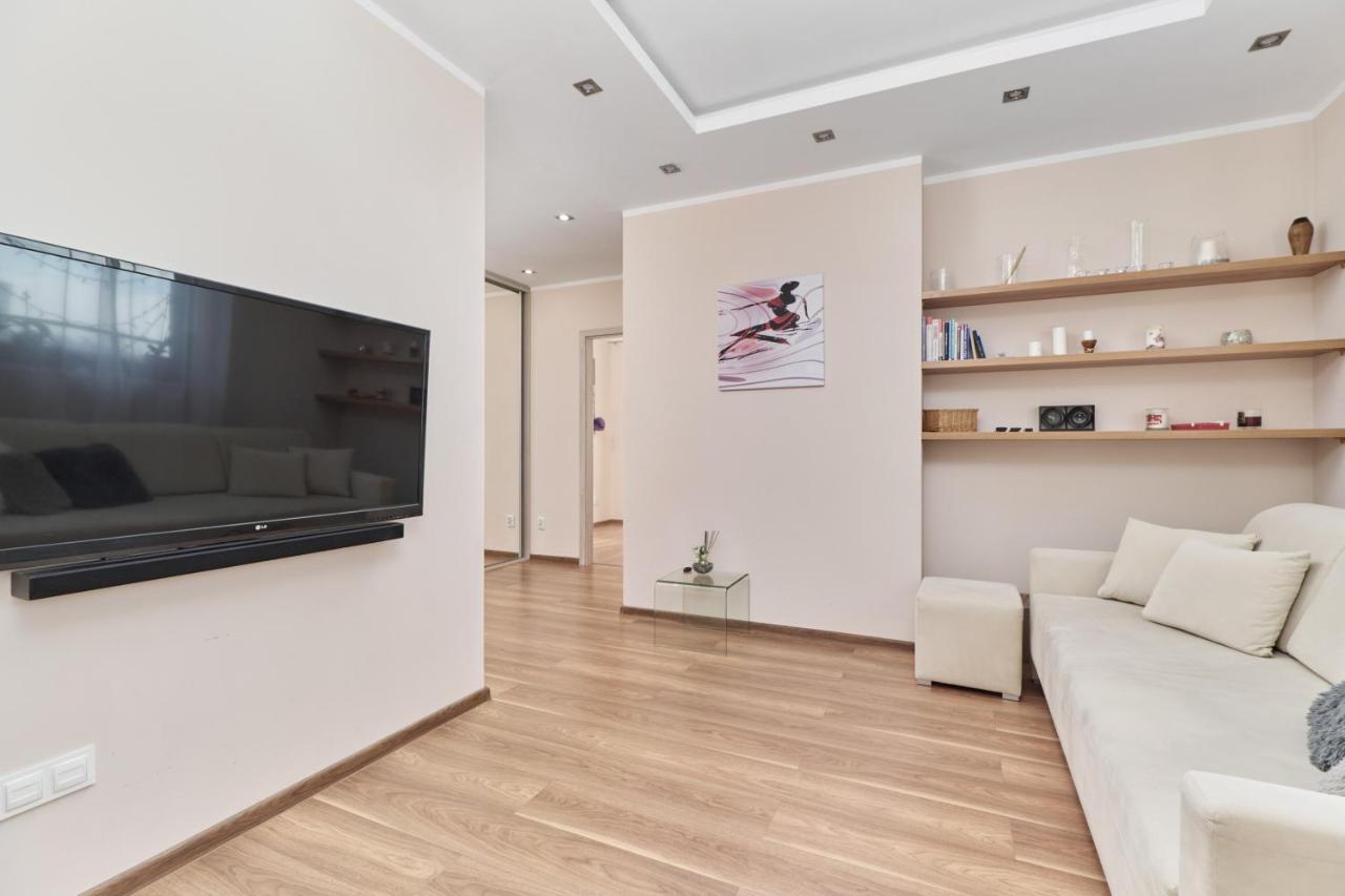 Apartment Wroclaw Krakowska With Balcony And Free Garage By Noclegi Renters Εξωτερικό φωτογραφία