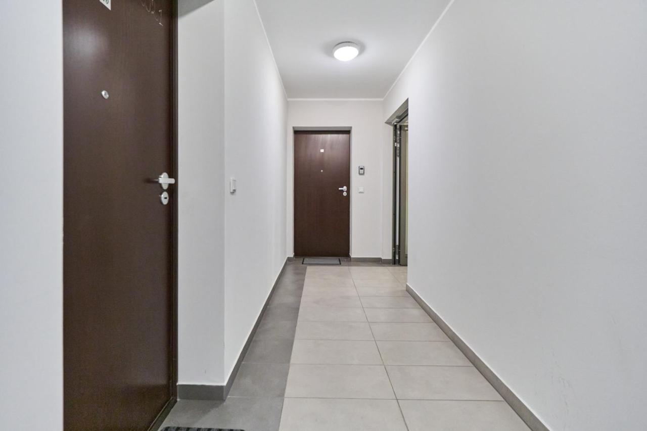 Apartment Wroclaw Krakowska With Balcony And Free Garage By Noclegi Renters Εξωτερικό φωτογραφία