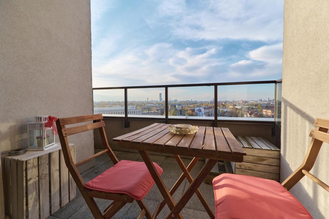 Apartment Wroclaw Krakowska With Balcony And Free Garage By Noclegi Renters Εξωτερικό φωτογραφία