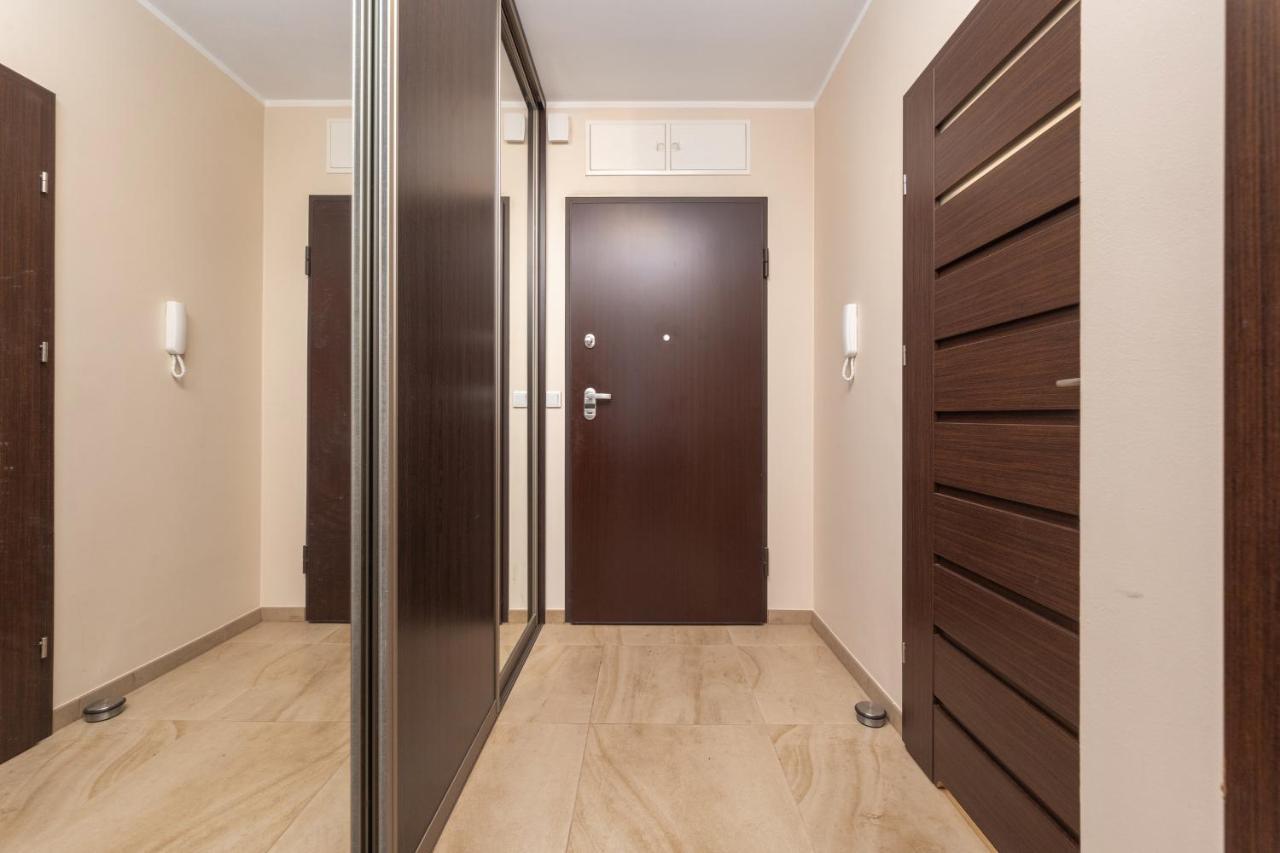 Apartment Wroclaw Krakowska With Balcony And Free Garage By Noclegi Renters Εξωτερικό φωτογραφία