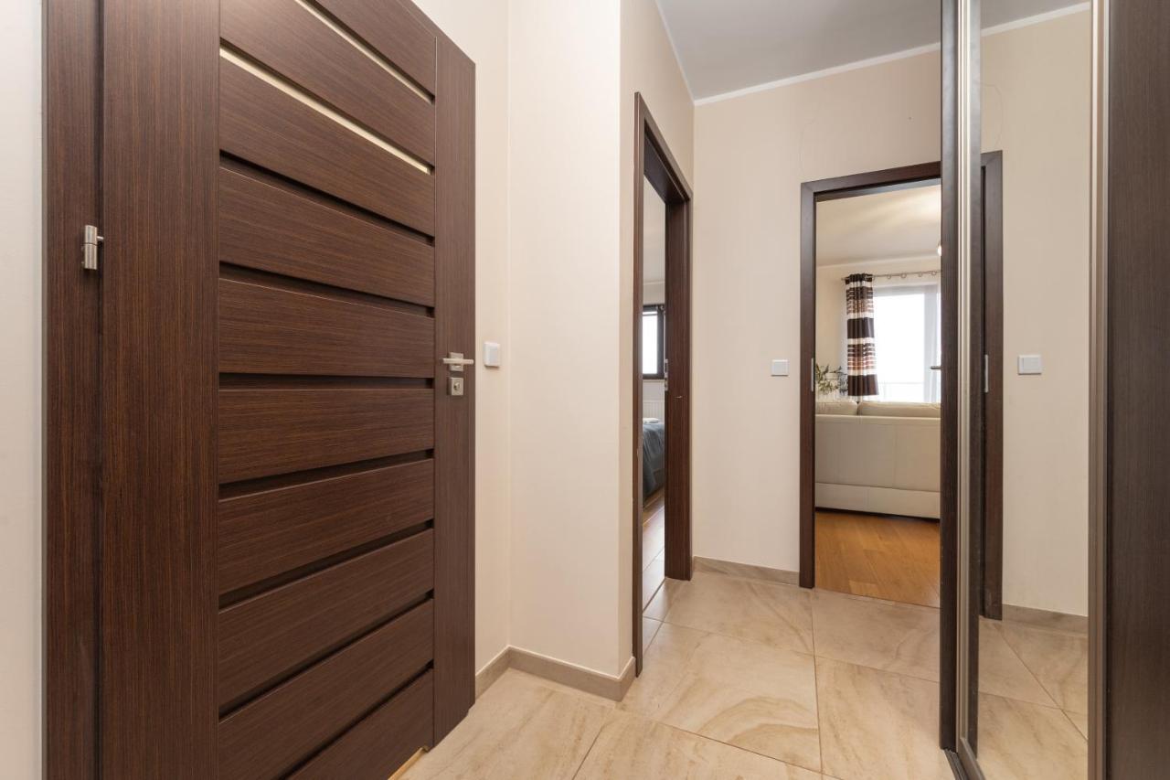 Apartment Wroclaw Krakowska With Balcony And Free Garage By Noclegi Renters Εξωτερικό φωτογραφία
